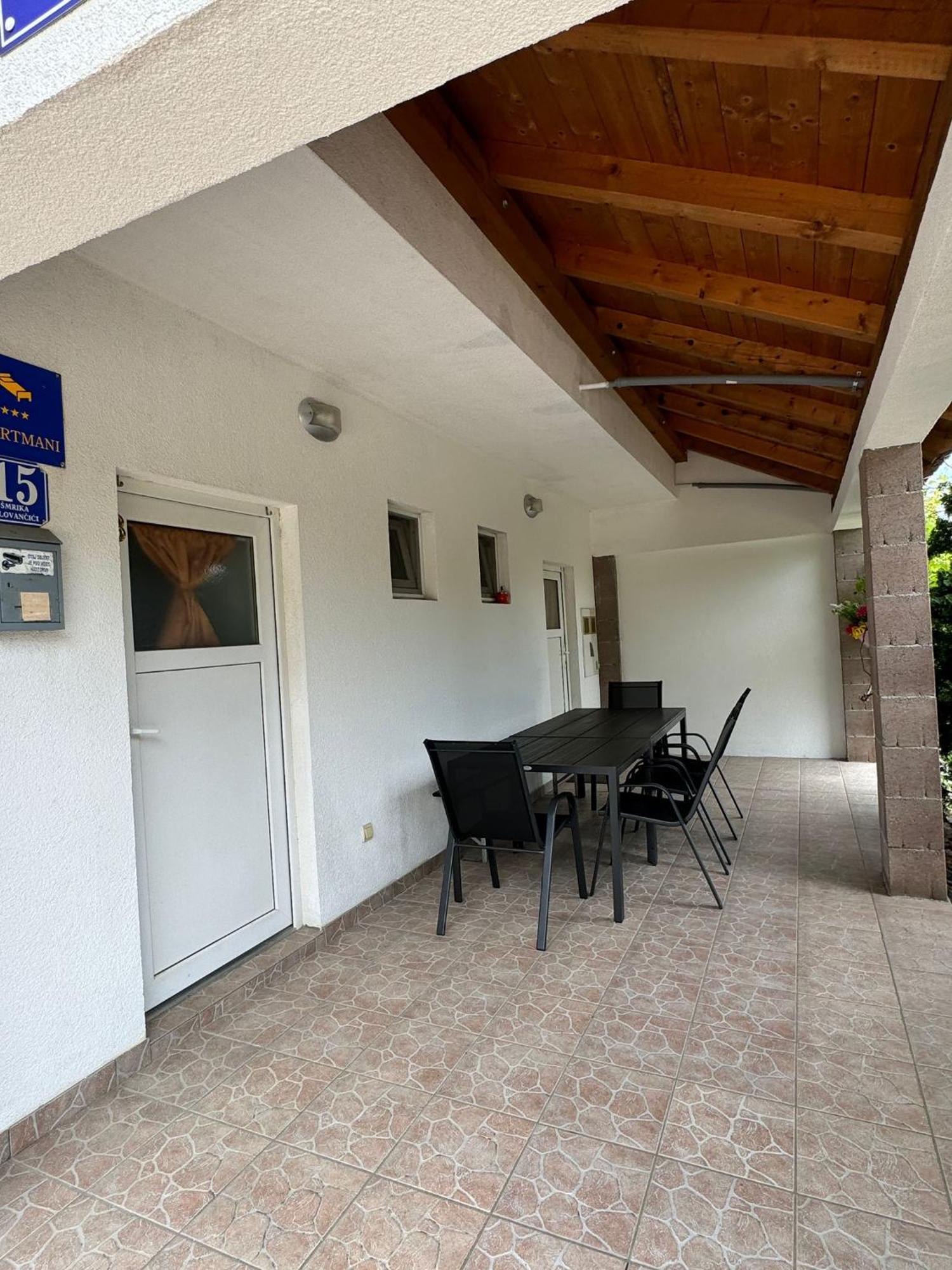 Studio Apartments Mt Smrika Exterior foto