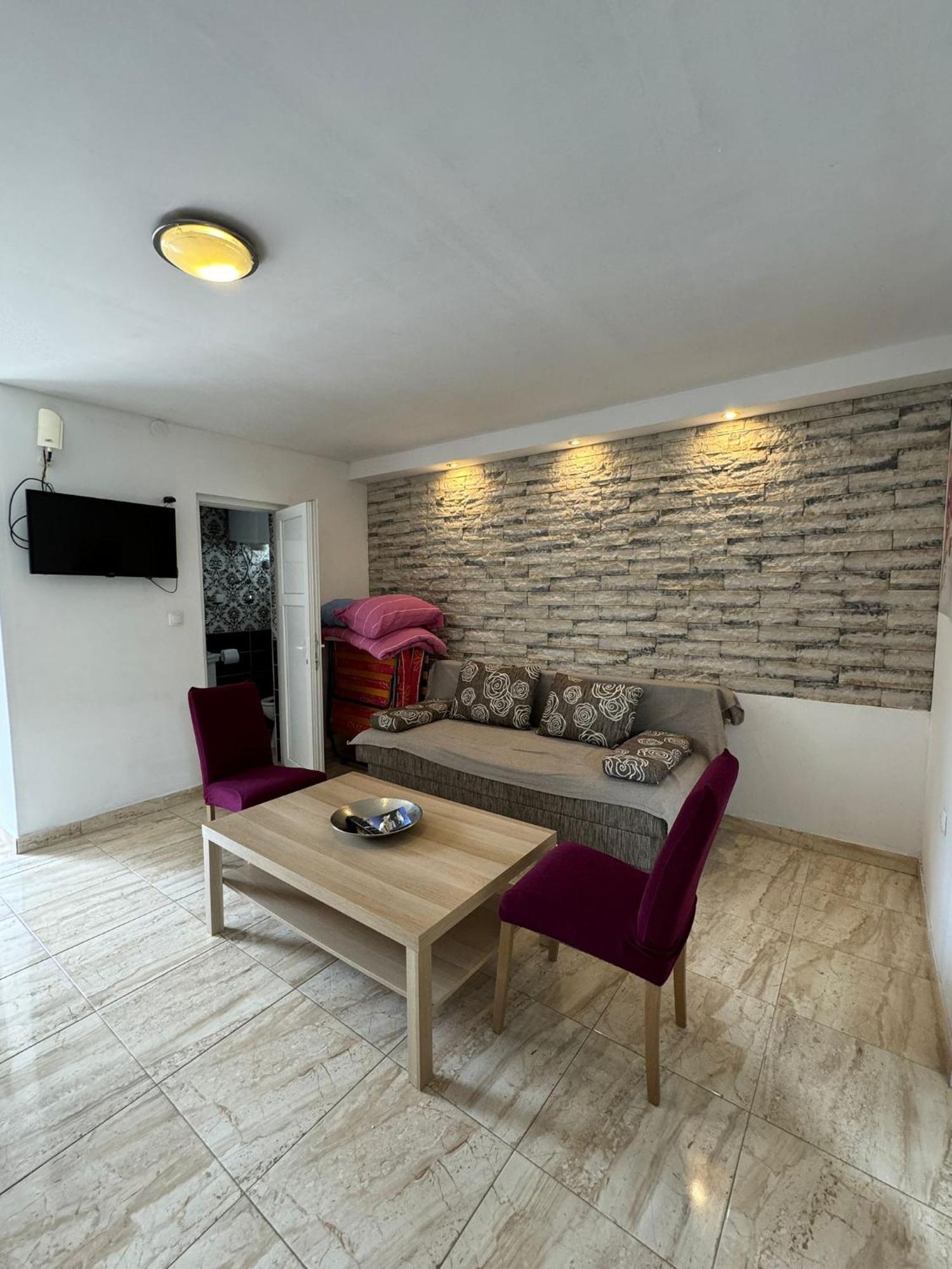 Studio Apartments Mt Smrika Exterior foto