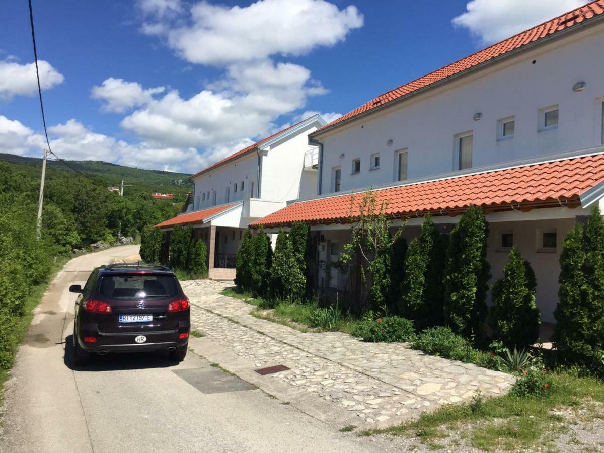 Studio Apartments Mt Smrika Exterior foto